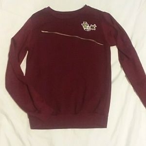 A sweatshirt